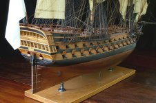 aparejo de respeto en mesas de guarnición.jpg