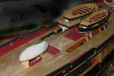 esquife sobre lucernario.jpg