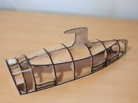 Casco con los marcos de las ventanas.jpg