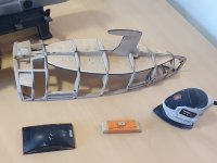 Cuadernas ajustadas a las tracas.jpg