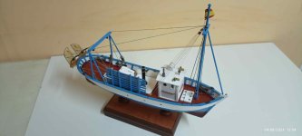 IMG pesquero 04 reduc.jpg