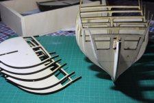 027 PRESENTACION CUADERNAS A-F 1.JPG