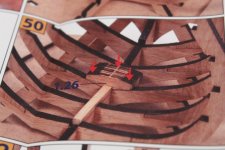 02 LADO INTERIOR DE LAS CUADERNAS NEGRO.JPG