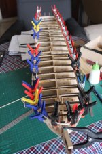 251 FINALIZACIÓN DE PEGADO DE LISTONES PLANKSHEER....JPG