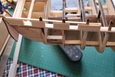 259 COLOCACIÓN LISTONES Y TRONERAS.JPG