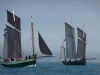 Luggers_at_Looe_Bay_-_panoramio.jpg