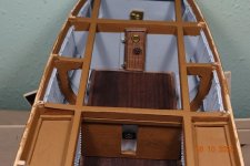 Puerta acceso cubiculo proa.JPG