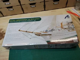 01 CAJA KIT.webp