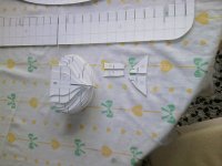 Las 24 cuadernas y las cuadernas de proa con letra D en plano vertical y con F en plano horizo...jpg