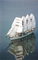 MODELO NAVEGANDO - FOTO 20.jpg