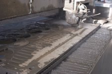 Corte con agua a presion cuadernas molde.jpg