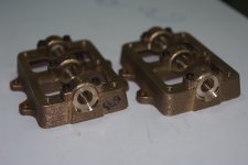 Bancadas de los 2 motores.JPG