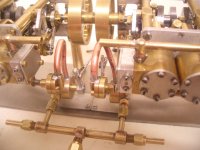 CIMG5023 Válvulas y colector.JPG