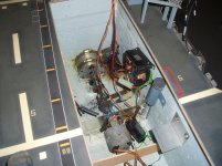 CIMG5260 bis. Compartimento motor-reducto- control paso variable.JPG