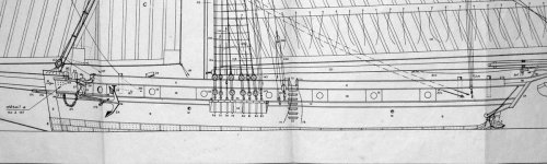 Cotre de 14 caronades.jpg