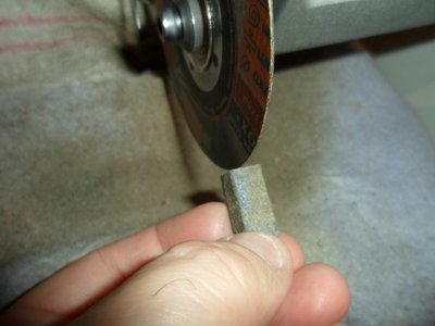 Balanceo otra foto ya hemos terminado disco reducido a 10 mm balancedo y con el grosor de 0,80 mm largo a lo maximo de la maquina sin tocar ya tenemos disco para cortar inox y aceros fuertes, etc..