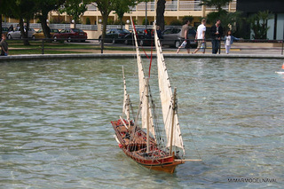 Re: Xébec a vela RC