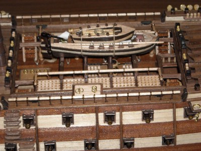 Bote auxiliar 6