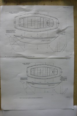 Como el plano que se obtiene en un A-4 muestra una gamela muy grande para la escala a la que quiero trabajar, 1:35, encargo en una copistería que me lo reduzcan de tal manera que la eslora mida 140 mm, medida que se corresponde con la escala mencionada y los 4900 mm que medían, aproximadamente, las gamelas en la realidad.<br />Encargo 4 copias