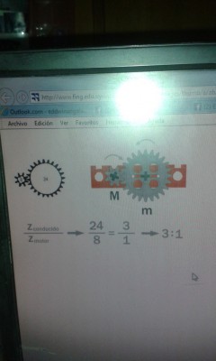 hay buscaba mas o menos que tipo de relación usar en la piñoneria para hacer la reductora..