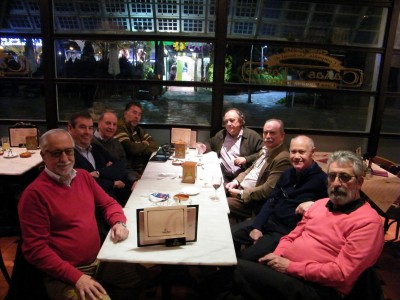 De Izd.a a Dcha. <br />Saguero, Bartolo, Nirvana, Fsagras, Leopoldofran, Gonzalva, Jlgallego y Cuartara.