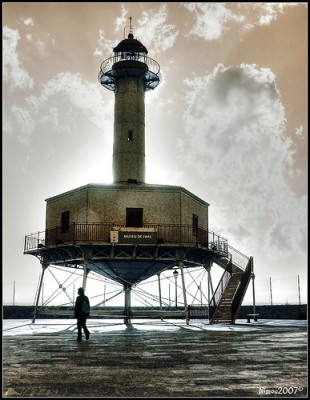 faro misterioso.jpg