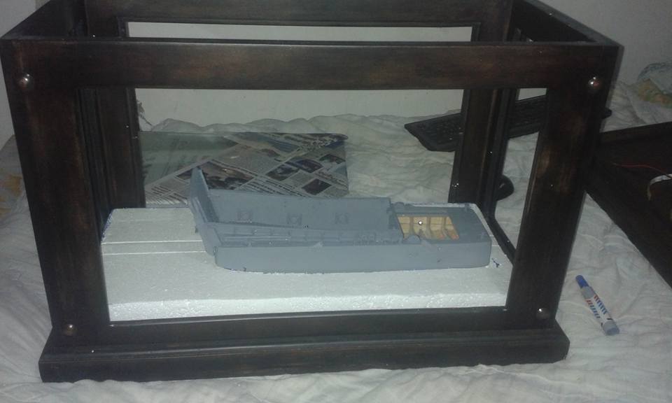 Re: Lancha de Desembarco LCM3 escala 1/35 (diorama en vitrin
