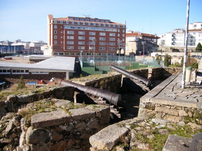 Y su posicionamiento. Al fondo el hotel finisterre, por si alguien quier ponerlo en su gps, jejeje...