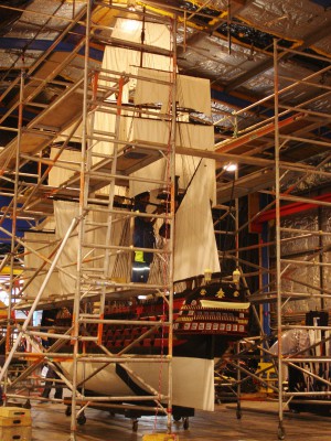 Santisima_Trinidad_Stern_Rigging.jpg