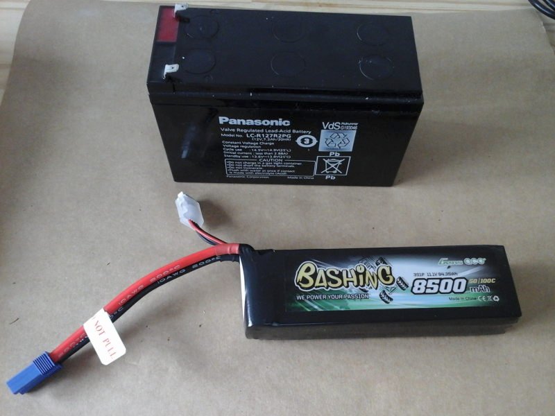 Batería Pb y la nueva batería LIPO.
