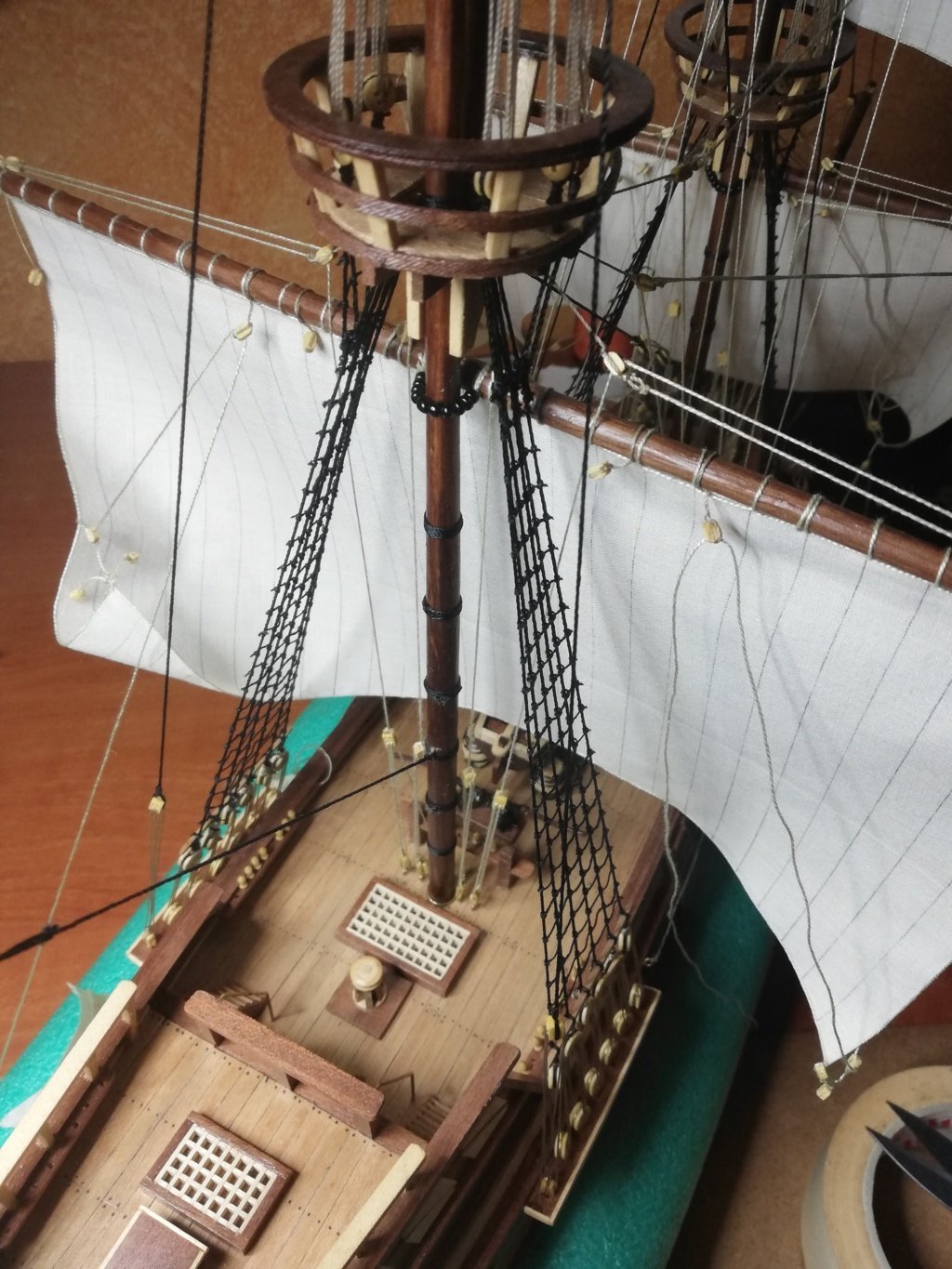 Re: Mayflower de Constructo 1/65 (Mod. Antiguo)