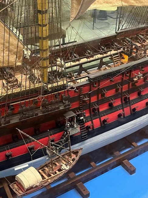 Re: Maqueta del Santísima Trinidad en el Museo Naval de La Habana