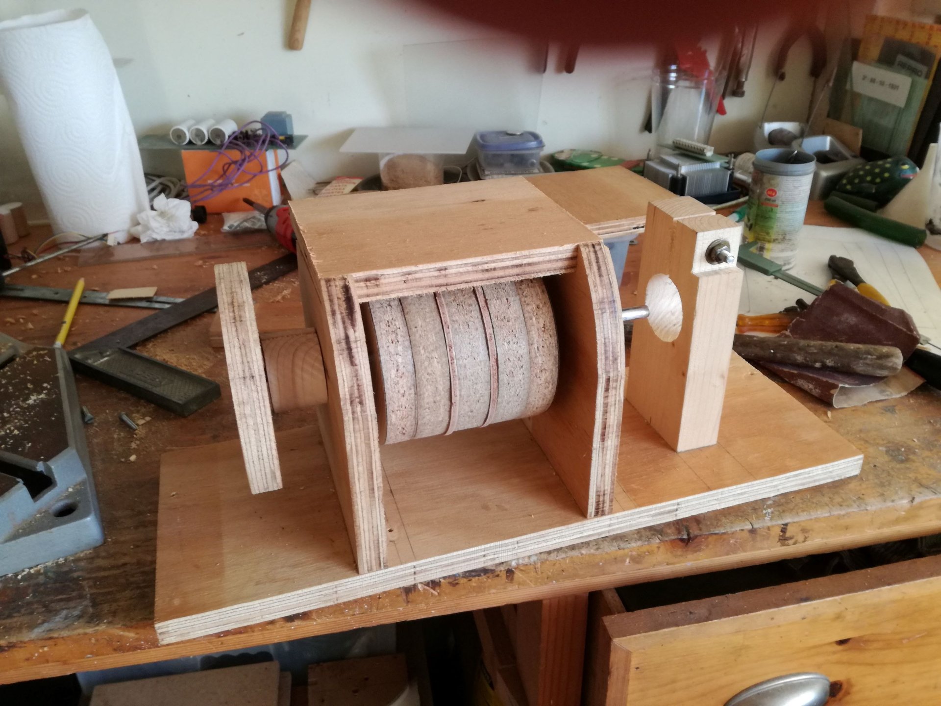 Fabricación de la regruesadora / lijadora