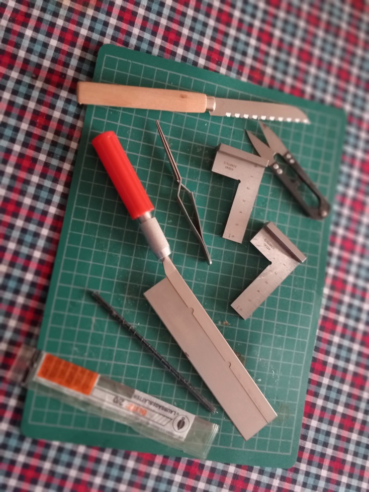 M02 ESCUADRAS Y OTRAS HERRAMIENTAS.jpg