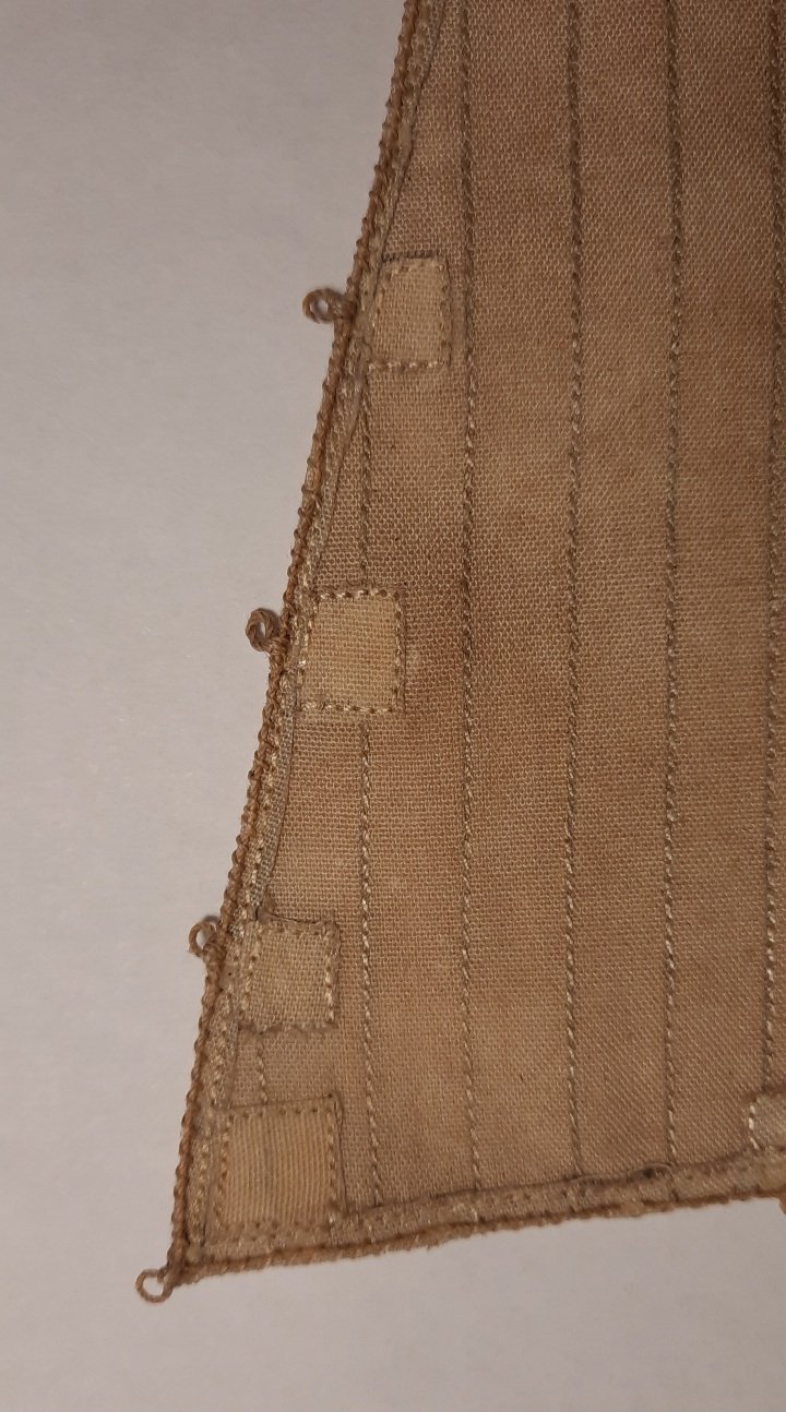 DETALLE DEL GARRUCHO DEL PUÑO Y LOS DE LAS BOLINAS.