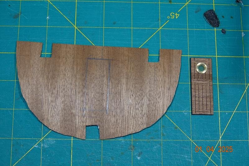 Panel sobre el que se colocará la puerta del mamparo y puerta