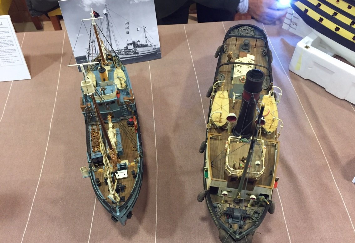 DOS BARCOS.jpg