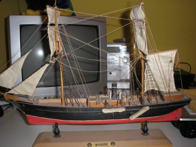P4170002 (Copy).JPG