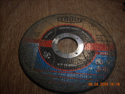 CUBRO TODO EL DISCO PARA OBTENER LA MAYOR CANTIDAD DE DISQUITOS POSIBLE, EN ESTA MEDIDA DE 1.5CM DE RADIO SALEN 5 DISCOS, MAS CHICOS SALEN MAS.