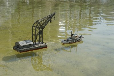 GRUA FLOTANTE.JPG