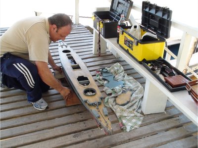 PREPARATIVOS PARA BOTAR LA NAVE...