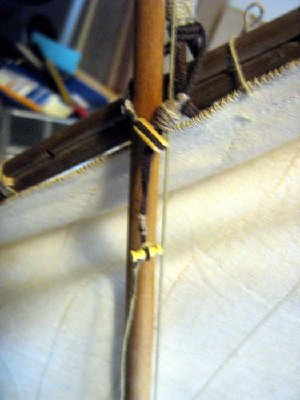 Detalle del armado de la maniobra en la antena y el palo