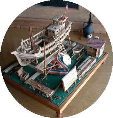 Aquí se puede ver como es la construcción del barco en un astillero, es una representación a escala.