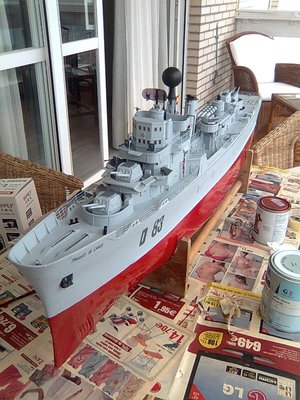 Este es el barco, lo he nombrado como barco español y le he puesto nombre famoso de Málaga. Este es el D-83 Marqués de Larios