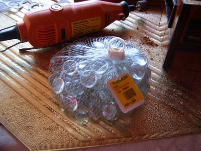 piedras para decorar floreros o arreglos, son de cristal y las hay de diferentes colores, estan son transparentes....