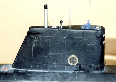 La vela, con algo de tripulacion.