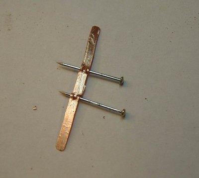 La bisagra armada