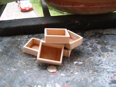 cajas hechas en madera y chapilla de cedro..