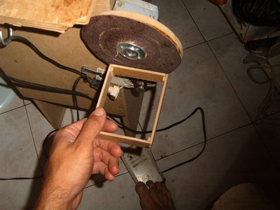 apretando el acelerador empieza a girar, y doy velocidad segun requiero..