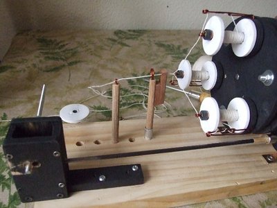 Maquina preparada para elaborar los cabos de prueba